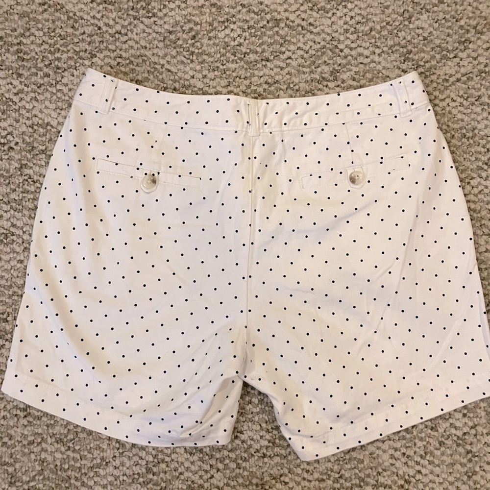 Dockers women’s sz 4 polka dot shorts - Picture 2 of 3